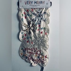 Christmas Table Runner very  Merry! Merry And bright beige. 13inX36in